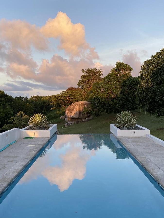 Lejos Eco Retreat Hotel Vieques Exterior photo